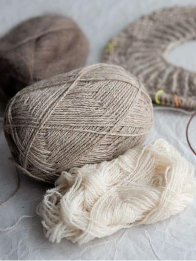 Ruke knit Semi-Wollgarn – Hellbeige melange (72), 100 g