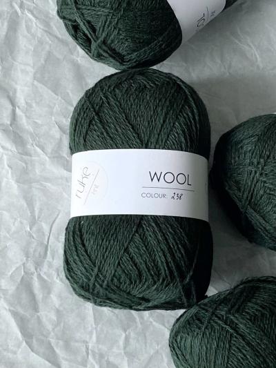 Ruke Knit Wollgarn – Jägergrün 238, 100g weiches Garn